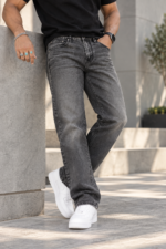 Mid Black Comfort Fit Jeans