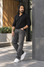 Mid Black Comfort Fit Jeans - Image 2